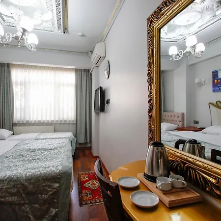 Hotel Californiacityhotel Estambul