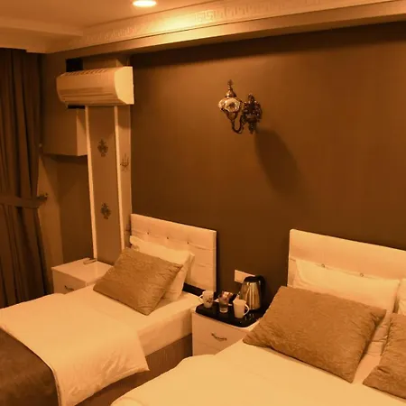 Californiacityhotel *