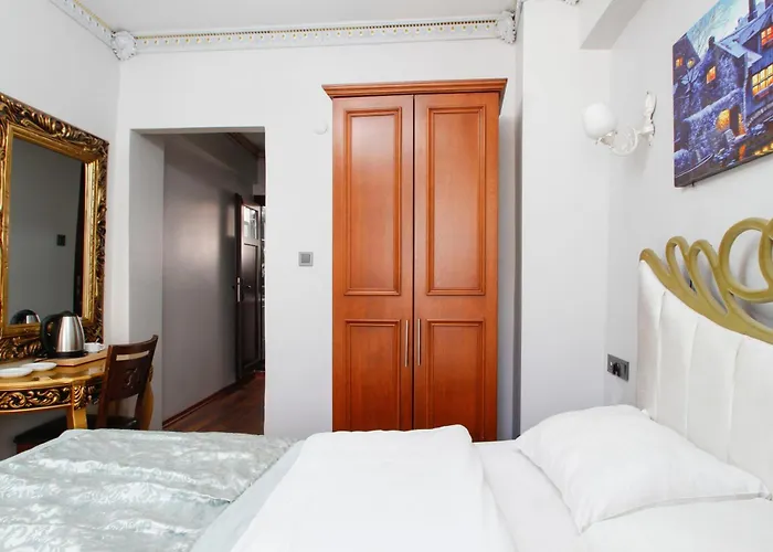 Californiacityhotel *