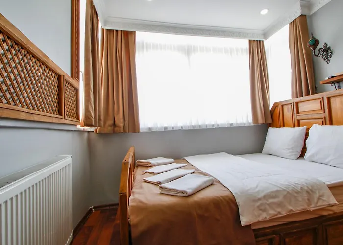 Californiacityhotel Отель