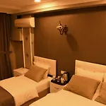 Californiacityhotel *